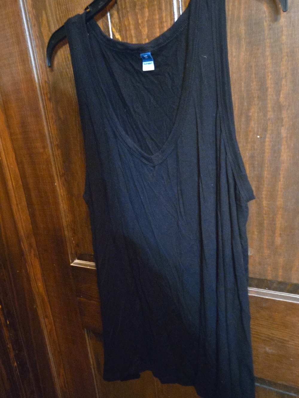 Old Navy Black V-Neck Sleeveless Tank